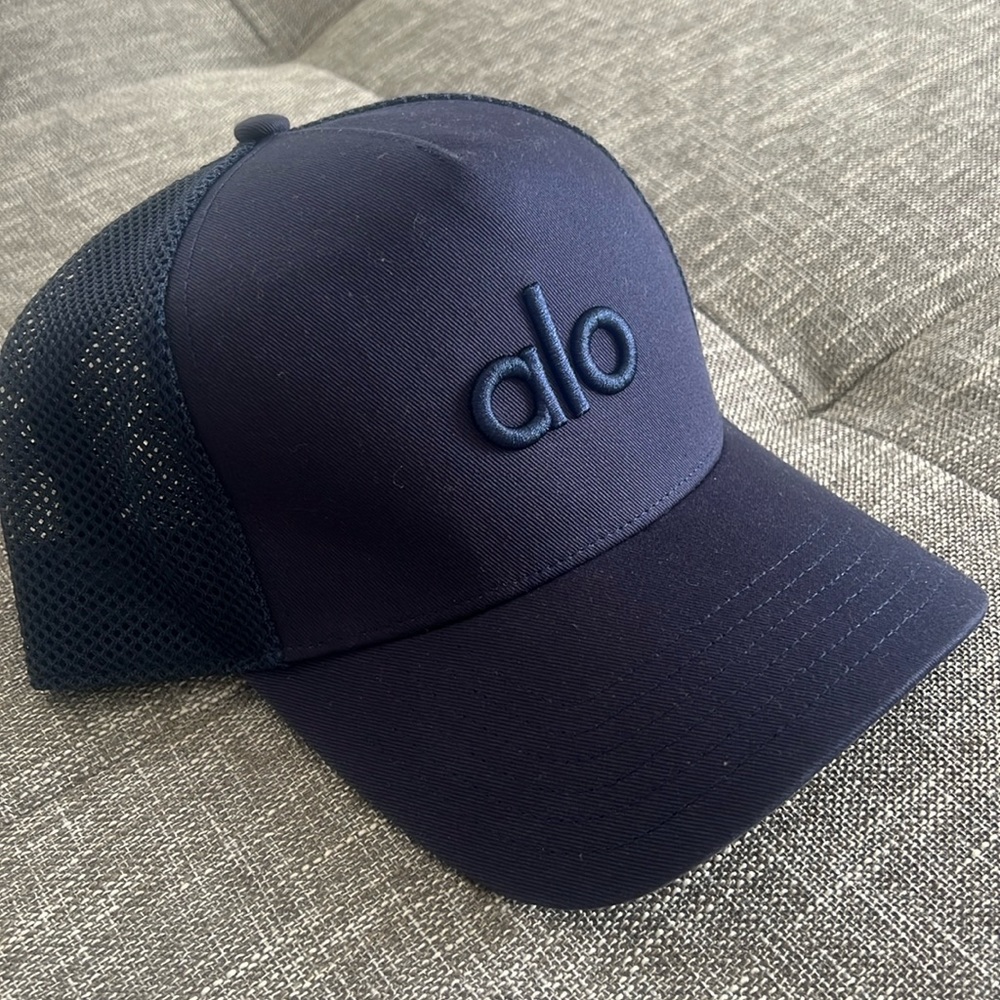 Alo hat